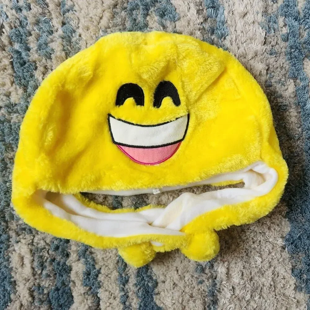 Big Smile Emoji Hoodie Hat || EUC